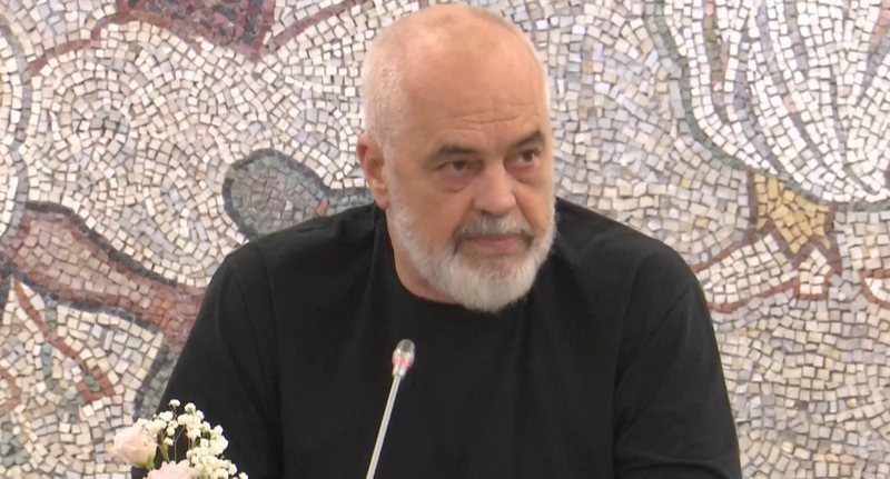 Rama paralajmëron konfiskimin e të gjitha ndërtimeve të braktisura në Shqipëri që nga vitet ’90
