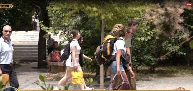 “Forbes” rekomandon Shqipërinë! Revista rendit vendin si ideal për të jetuar lirë dhe qetë