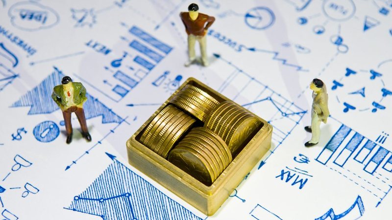 “Arratisja” e kapitalit, bizneset dhe individët shqiptarë kanë investuar 1.57 mld euro jashtë vendit “Arratisja” e kapitalit, bizneset dhe individët shqiptarë kanë investuar 1.57 mld euro jashtë vendit