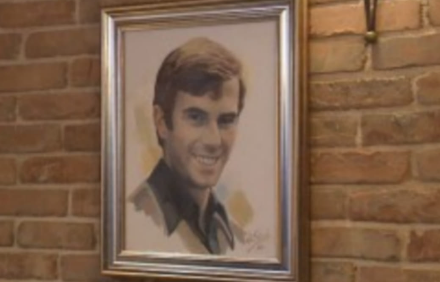 Një sportist i harruar nga FSHF turpërisht! Në kujtim të Agron Dautaj (Hazbiu) futbollisti me fatkeq shqiptar, i internuar dhe i vrarë pa asnjë faj Një sportist i harruar nga FSHF turpërisht! Në kujtim të Agron Dautaj (Hazbiu) futbollisti me fatkeq shqiptar, i internuar dhe i vrarë pa asnjë faj