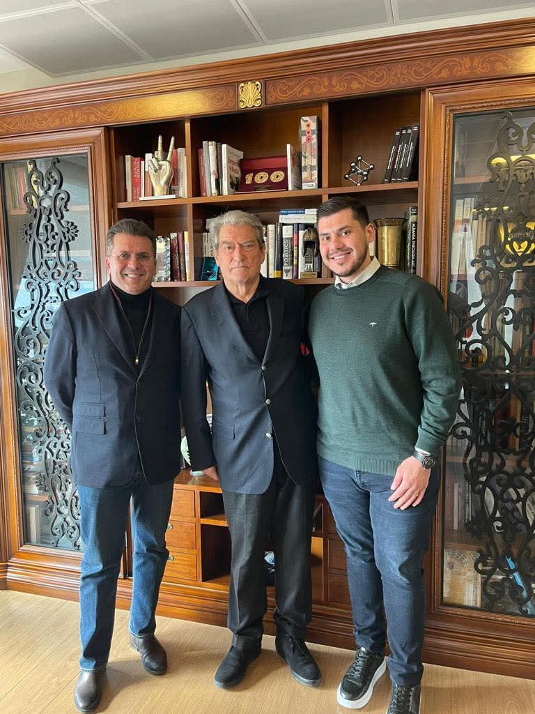 Fatmir Mediu dyshohet për skemë pastrimi parash përmes gruas dhe djalit, transaksione me 12 kompani dhe një oligark, disa të dhëna për SPAK-un