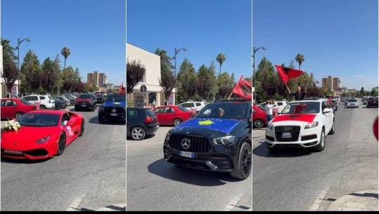 VIDEO/ Një dasmë, një zemër, një komb! Dasma në Fier ‘bashkon’ Shqipërinë dhe Kosovën VIDEO/ Një dasmë, një zemër, një komb! Dasma në Fier ‘bashkon’ Shqipërinë dhe Kosovën