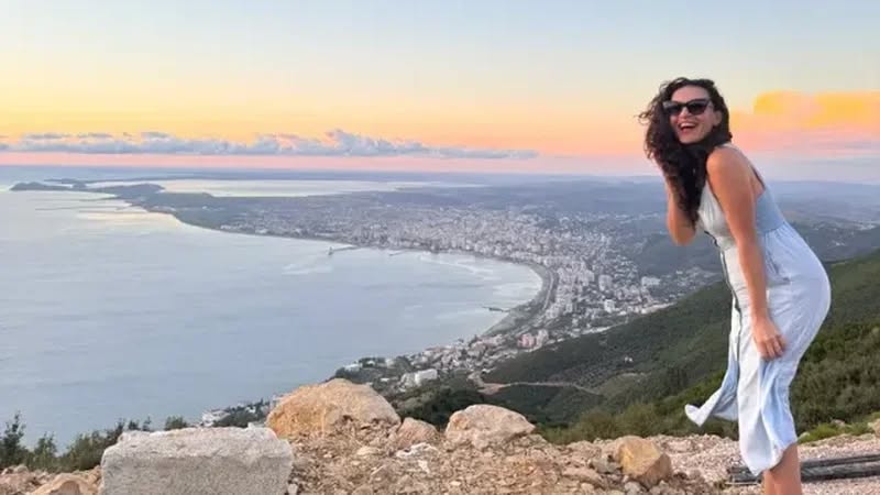 Historia e gruas që po sjell amerikanët të jetojnë në Shqipëri: Harrojeni Spanjën e Portugalinë… Historia e gruas që po sjell amerikanët të jetojnë në Shqipëri: Harrojeni Spanjën e Portugalinë…