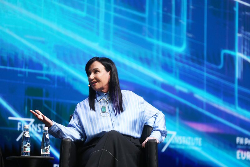 Linda Rama: Deputetët që firmosën një ferman, turpi politik! Linda Rama: Deputetët që firmosën një ferman, turpi politik!