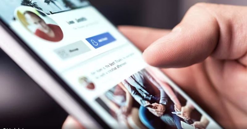 Profesori italian nxit urrejtje ndaj hebrenjve, polemika në Itali Profesori italian nxit urrejtje ndaj hebrenjve, polemika në Itali