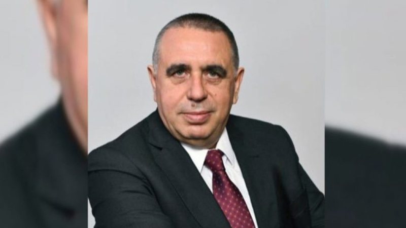 Kur hesht media publike, fiton injoranca Kur hesht media publike, fiton injoranca