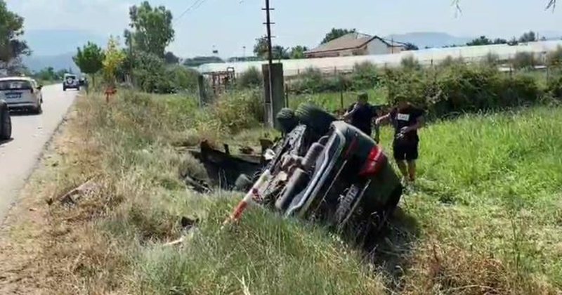 “Të dashuruar nga gjimnazi, prindër të një vajze 2 vjeç” – Kush është gazetarja dhe bashkëshorti i saj që u aksidentuan rëndë në Berat