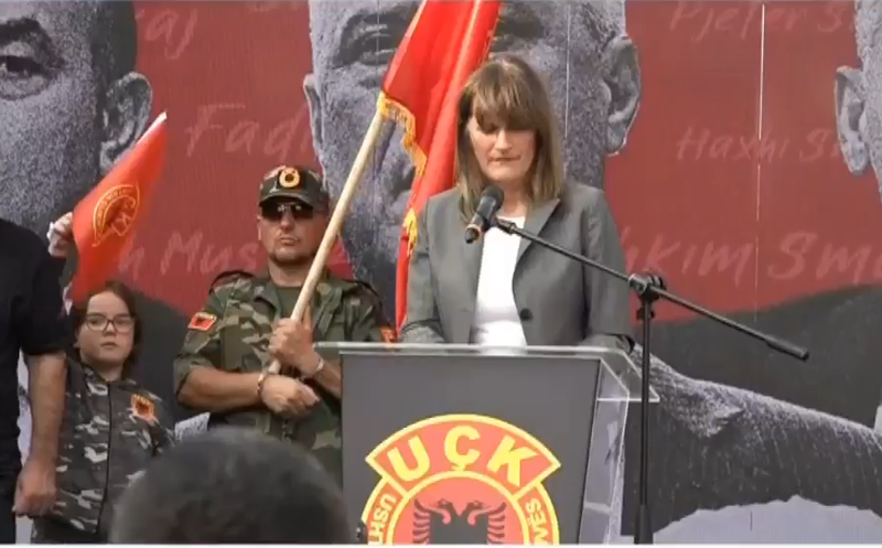 Ish-hetuesja e Hagës në protesën pro krerëve të UÇK: Drejtësia e vonuar është drejtësi e mohuar