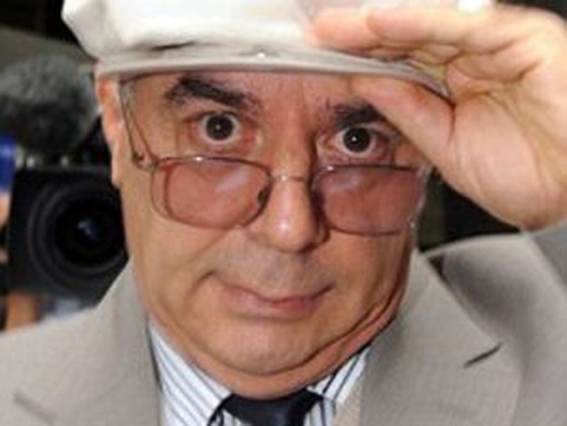 Zhdukja e ish-zyrtarit të SHIK në 2011: Policia londineze apel për kapjen e të akuzuarit për vrasjen e Remzi Hoxhës Ilir Kumbaro