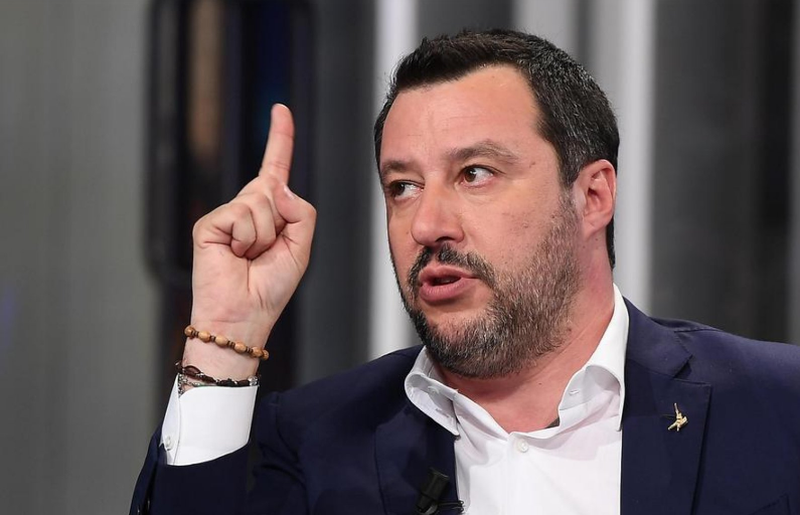 Salvini shpërthen ndaj Macron: Të shkojë vetë të luftojë kundër Rusisë, nuk i dërgojmë bijtë tanë në luftë! Salvini shpërthen ndaj Macron: Të shkojë vetë të luftojë kundër Rusisë, nuk i dërgojmë bijtë tanë në luftë!
