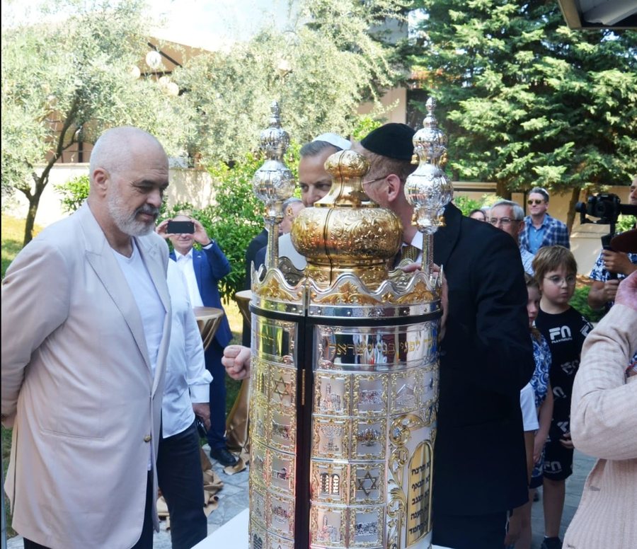 Rama i jep monopolin e mjeteve të ushtrisë mikut të tij izraelit Rama i jep monopolin e mjeteve të ushtrisë mikut të tij izraelit