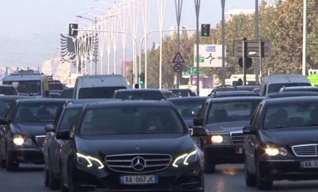 Ylli Manjani: Shqiptarët shesin p***hë nëpër rrugë me makina gjermane, pa prodhuar asgjë, ndërsa vetë Gjermania…