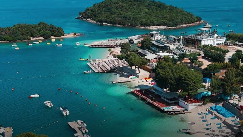 Media greke ‘Kathimerini’: Grekët që bëjnë pushime në “Rivierën Shqiptare” Media greke ‘Kathimerini’: Grekët që bëjnë pushime në “Rivierën Shqiptare”