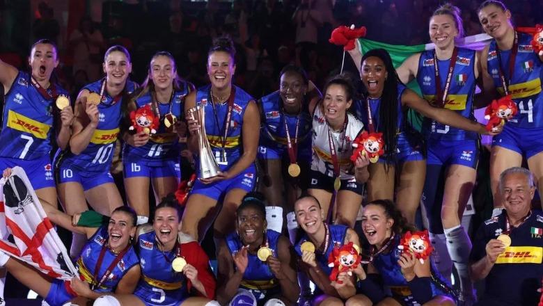 Italia, kampione bote në volejboll pas 23 vitesh