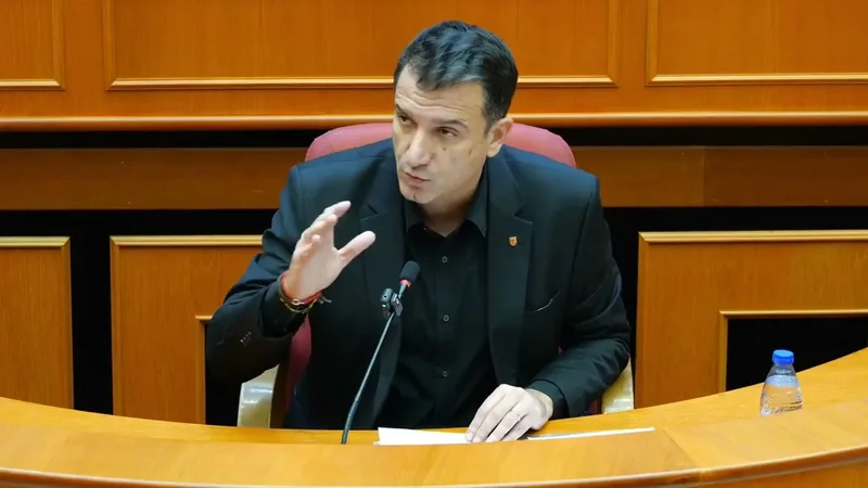 Avokati: Shkresa që Këshilli Bashkiak i dërgoi Veliajt, pa bazë ligjore. Do e bëjë më të lehtë fitoren e tij në Kushtetuese