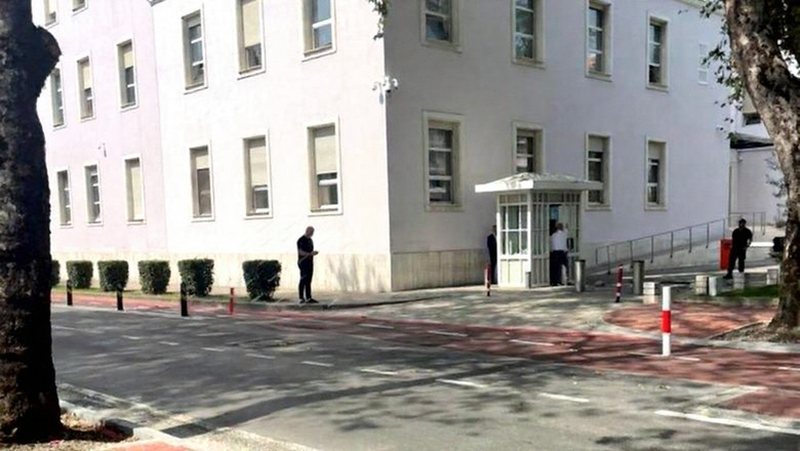 FOTOLAJM/ Drejtori i “Milanit” Igli Tare takon Edi Ramën në kryeministri FOTOLAJM/ Drejtori i “Milanit” Igli Tare takon Edi Ramën në kryeministri