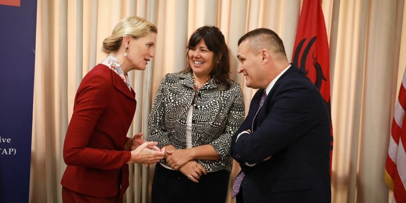 SHBA zgjon nga ëndrra  Altin Dumanin! E ngarkuara e ambasadës  Nancy Van Horn: Sado efektiv do të zëvendësohet sapo mandati i tij të ketë përfunduar