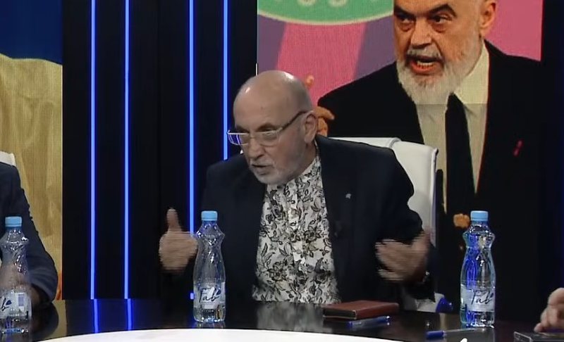 Egërsohet “Tos Lubija”: Thirrje për një ’97 të dytë: Vetëm kështu rrëzohet Rama, s’ka rrugë tjetër Egërsohet “Tos Lubija”: Thirrje për një ’97 të dytë: Vetëm kështu rrëzohet Rama, s’ka rrugë tjetër