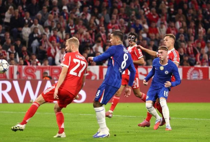 Bayern i tregon forcën Chelseat në Champions, një gol në fund nderon Liverpool, fitojnë Inter e PSG