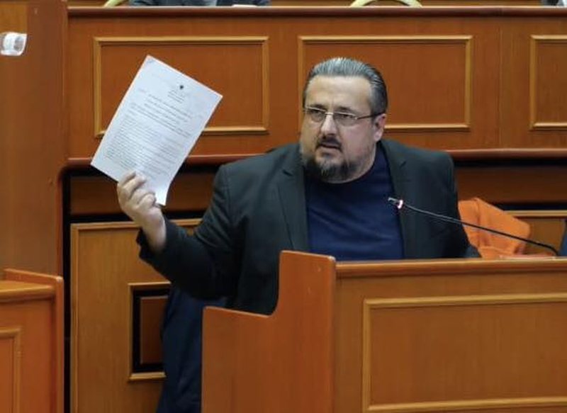 Bashkimi i votave me PS, një përpjekje e PD për të fshehur dështimin kundër Veliaj Bashkimi i votave me PS, një përpjekje e PD për të fshehur dështimin kundër Veliaj