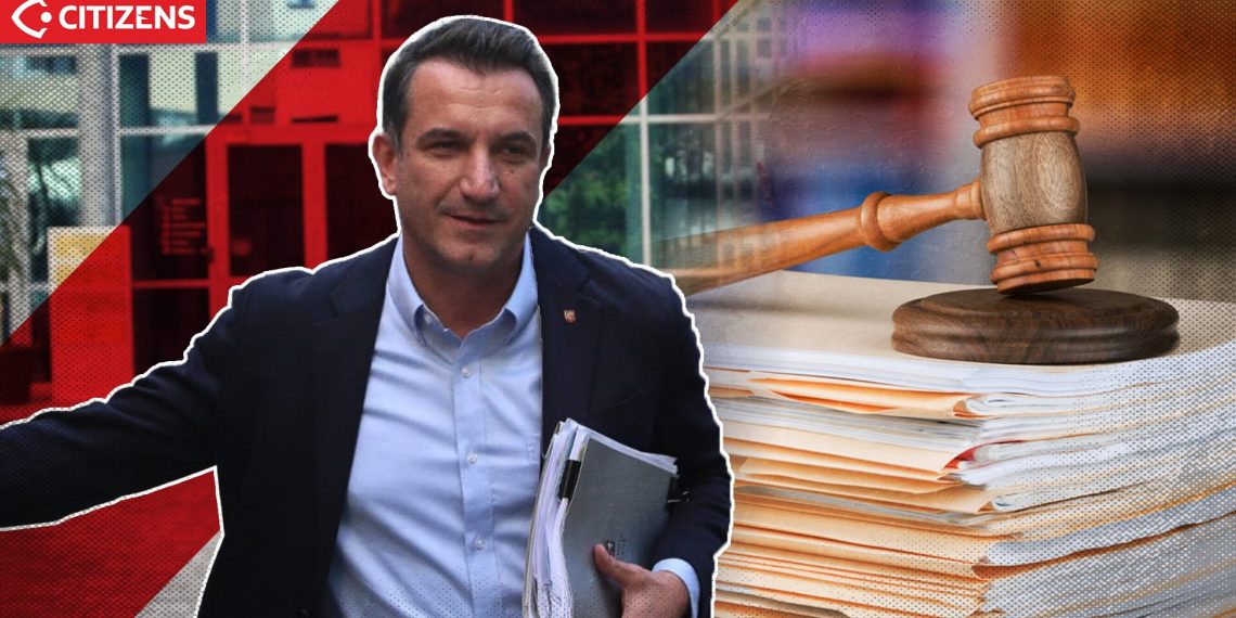 Veliaj ra, por ky nuk është fundi i tij politik Veliaj ra, por ky nuk është fundi i tij politik