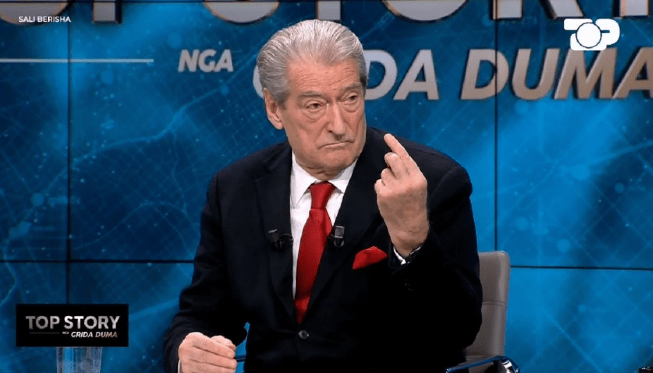 Përpjekja e Berishës për të dëshpëruar kandidatët jashtë PD Përpjekja e Berishës për të dëshpëruar kandidatët jashtë PD