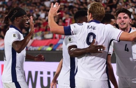 Anglia “shkatërron” Serbinë në Beograd, “Tre LuanëT” i bëjnë nder edhe Shqipërisë Anglia “shkatërron” Serbinë në Beograd, “Tre LuanëT” i bëjnë nder edhe Shqipërisë