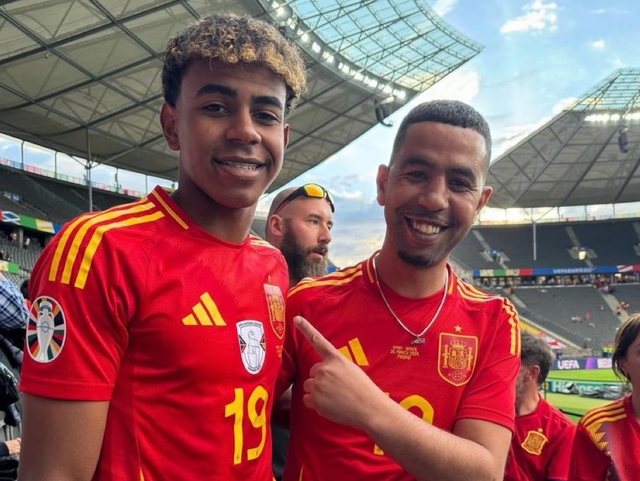 Rrëfimi i goditjes me thikë të babait të Yamal: Donin ta vrisnin, e godisnin si një kafshë Rrëfimi i goditjes me thikë të babait të Yamal: Donin ta vrisnin, e godisnin si një kafshë