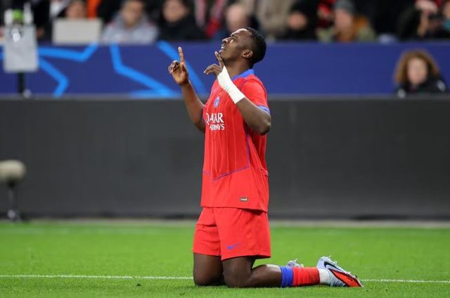 Gola pa limit në Champions, PSG “torturon” Leverkusen, fitojnë Inter dhe City, e pëson keq Napoli Gola pa limit në Champions, PSG “torturon” Leverkusen, fitojnë Inter dhe City, e pëson keq Napoli