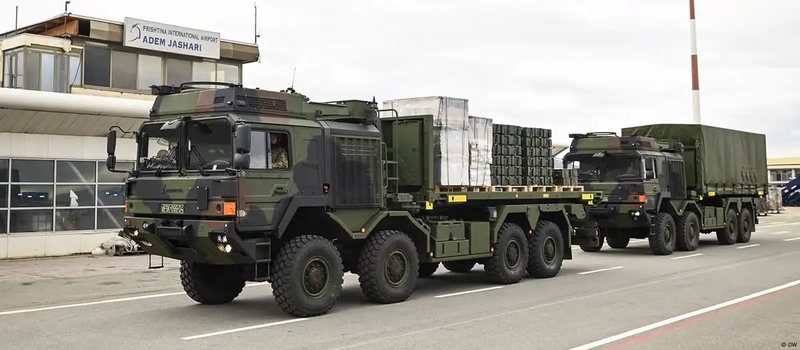 Serbia tërbohet me Turqinë, pasi i shiti Kosovës mijëra dronë kamikazë: Po provokoni luftë në Ballkan…