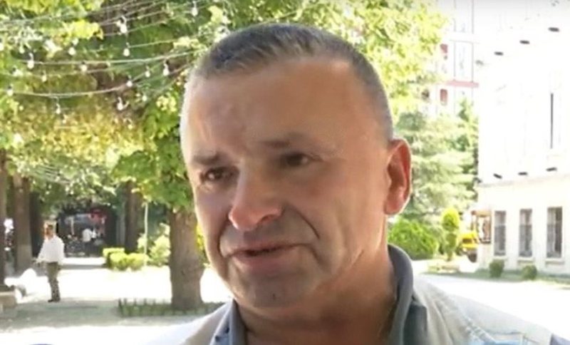 Origjina e konfliktit të pronësisë që solli vrasjen e gjyqtarit Astrit Kalaja: Gjon Shkambi pretendonte godinën ku jetonin 31 familje në Shkodër Origjina e konfliktit të pronësisë që solli vrasjen e gjyqtarit Astrit Kalaja: Gjon Shkambi pretendonte godinën ku jetonin 31 familje në Shkodër