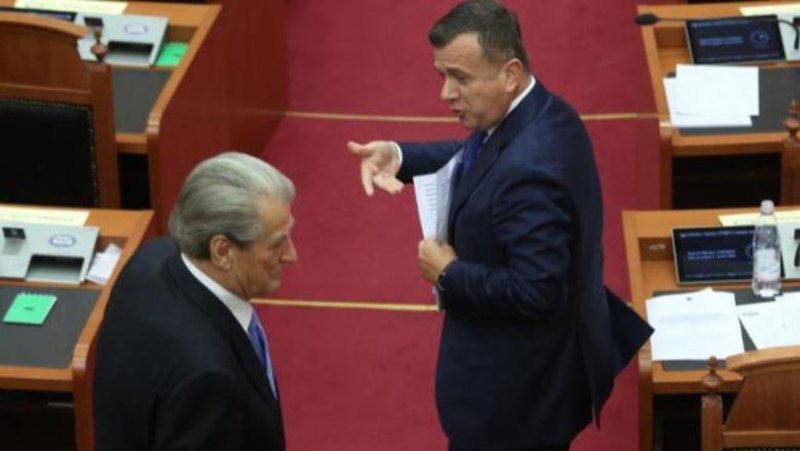 Kur donin të na shanin, tifozët serbë thërrisnin …Sali Berisha! Balla tregon episodin gjatë ndeshjes në Leskovac