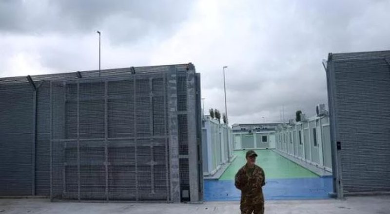 Qendra në Shqipëri kushton më shumë se një milion euro për çdo emigrant