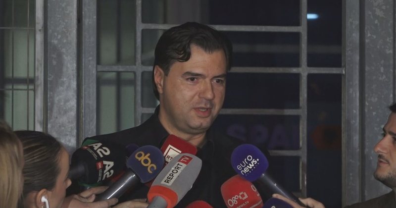 Një orë para prokurorëve të posaçëm, Lulzim Basha del nga SPAK: Ja për çfarë më thirrën Një orë para prokurorëve të posaçëm, Lulzim Basha del nga SPAK: Ja për çfarë më thirrën