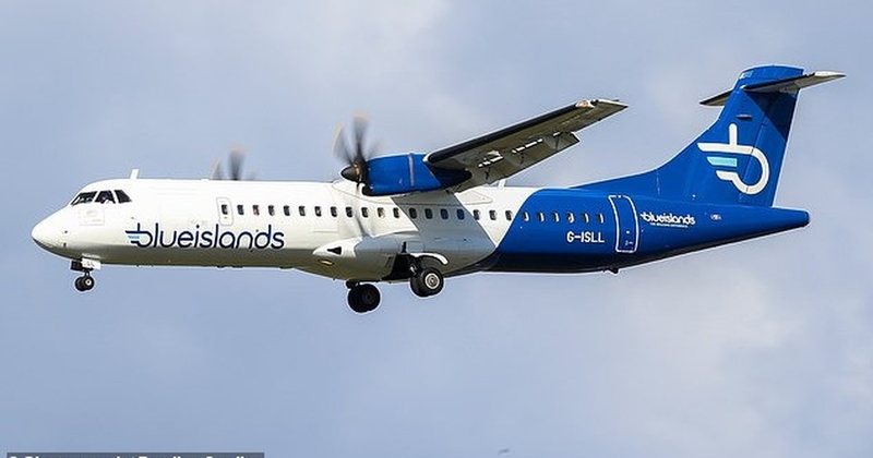 Panik  në ajër! Fiket motori i avionit në 4 mijë metra lartësi