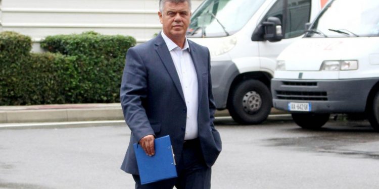 Mori liri me kusht për Elbasanin dhe shuarje mase për Tiranën: Inceneratori i Fierit pengesa e fundit e Lefter Kokës drejt lirisë! Vendimi sot Mori liri me kusht për Elbasanin dhe shuarje mase për Tiranën: Inceneratori i Fierit pengesa e fundit e Lefter Kokës drejt lirisë! Vendimi sot