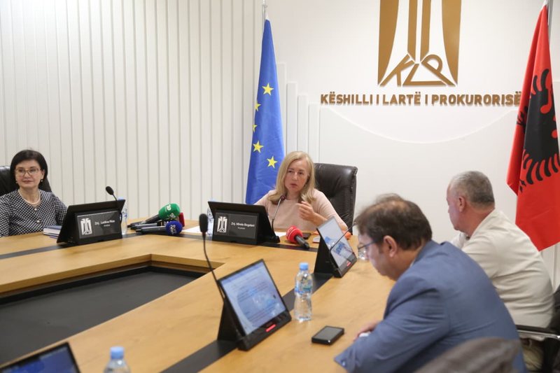 Në Këshillin e Lartë të Prokurorisë, nuk ka paqe mes Stojanit dhe Bogdanit