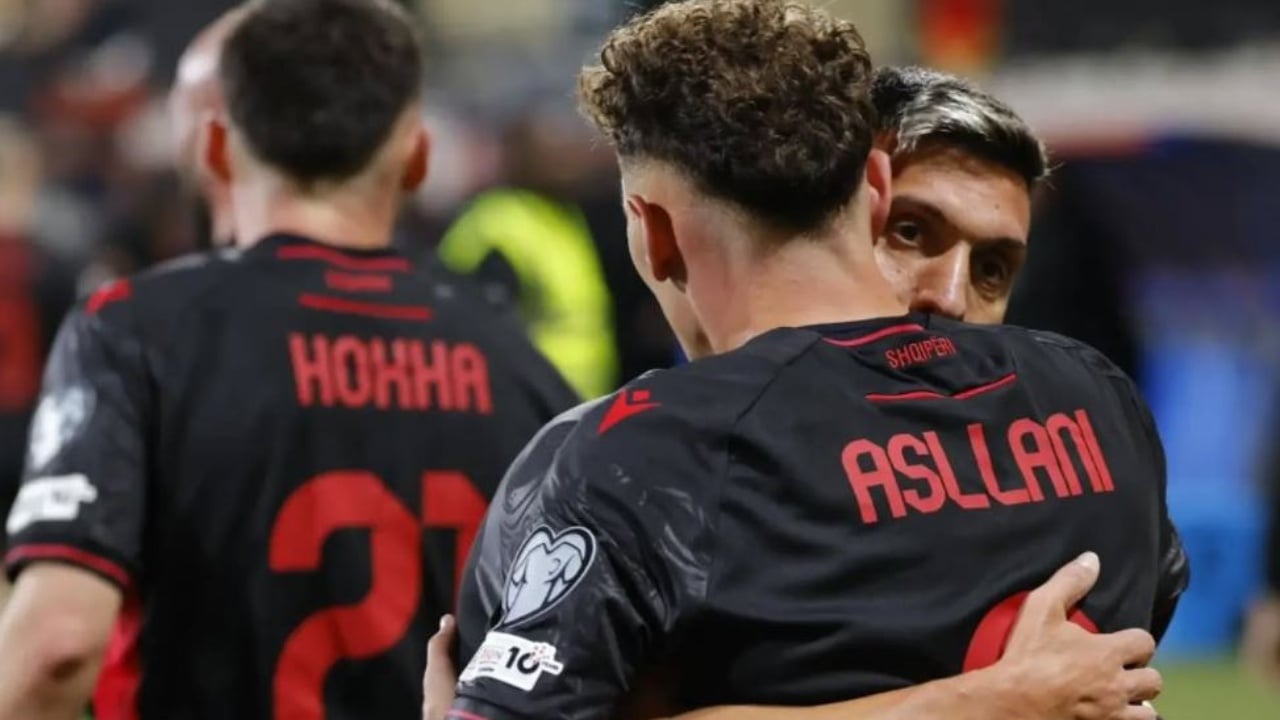 Platforma statistikore zbulon kundërshtarin e mundshëm të Shqipërisë në play-off, kuqezinjtë kanë 19% shanse të ndeshen me… Platforma statistikore zbulon kundërshtarin e mundshëm të Shqipërisë në play-off, kuqezinjtë kanë 19% shanse të ndeshen me…