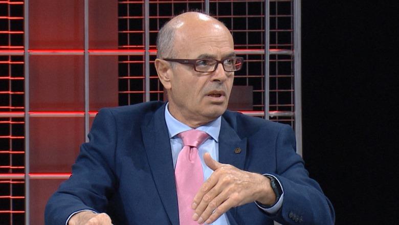 GJKKO pezulloi nga detyra Ballukun, Petro Koçi i irrituar: Çdo i korruptuar në PS është tradhtar ndaj socialistëve, vendit dhe që i shërben opozitës GJKKO pezulloi nga detyra Ballukun, Petro Koçi i irrituar: Çdo i korruptuar në PS është tradhtar ndaj socialistëve, vendit dhe që i shërben opozitës