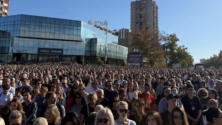 Serbi/ Dhuna rreth tendave në Beograd Serbi/ Dhuna rreth tendave në Beograd