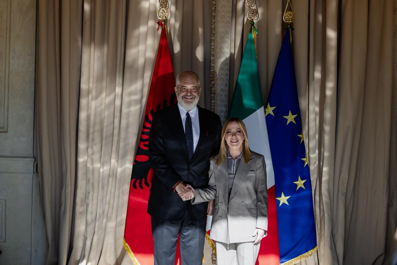 Rama batuta me Melonin: Nuk ekziston qeveri tjetër joitaliane që të flasë 100% italisht