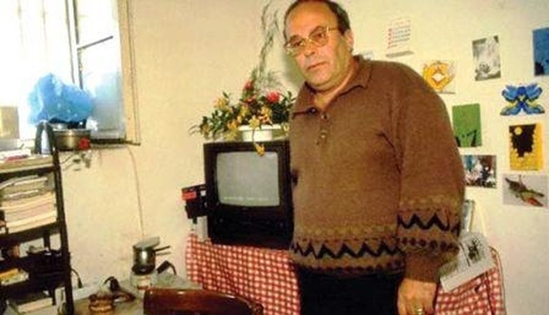 Si Fatos Nano i shkruante nga qelia, dashurisë së gjimnazit? Letra e veçantë e ish-kryeministrit për “Rexhinën e tij”! Si Fatos Nano i shkruante nga qelia, dashurisë së gjimnazit? Letra e veçantë e ish-kryeministrit për “Rexhinën e tij”!