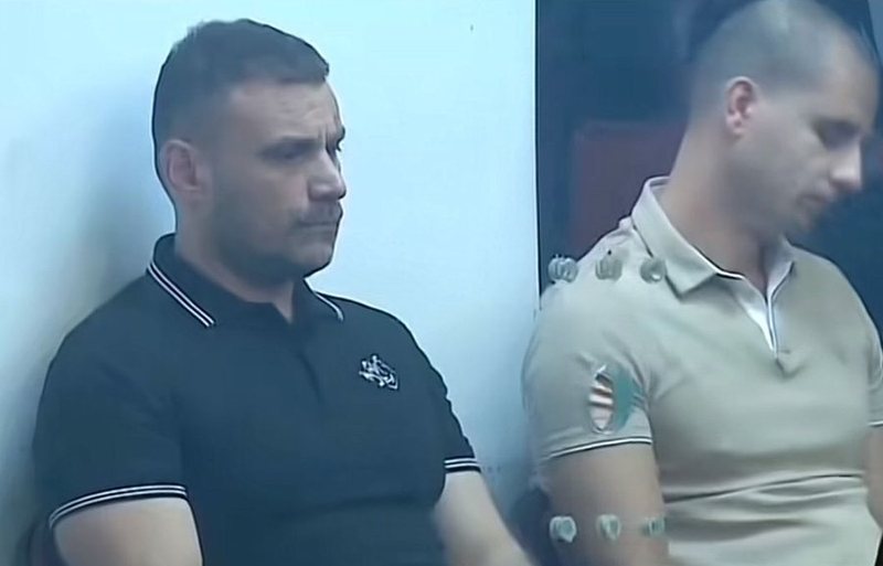 “U rrita me Gilmando Danin” – Ish deputeti i PS-së tregon për besnikun e Shullazit: Ishim në një lagje, askush nuk e kishte frikë dhe të gjithë e donin “U rrita me Gilmando Danin” – Ish deputeti i PS-së tregon për besnikun e Shullazit: Ishim në një lagje, askush nuk e kishte frikë dhe të gjithë e donin