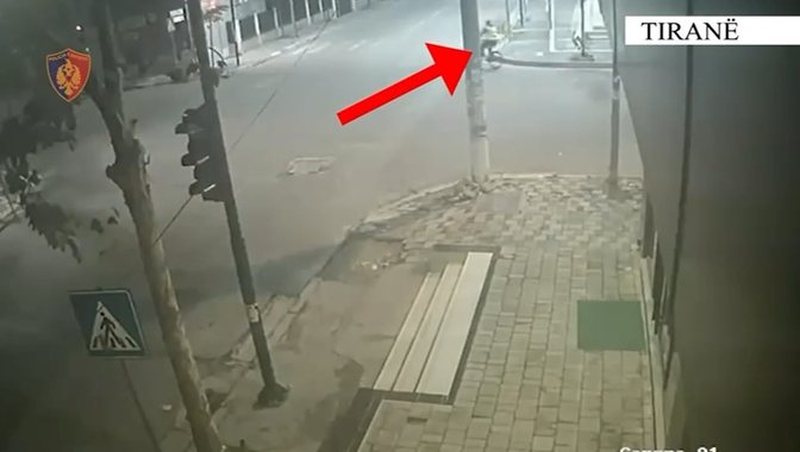 I vendosën tritol biznesit në Kamëz pasi refuzoi t’i paguajë “gjobën” 500 mijë euro, arrestohen 3 prej autorëve, 1 tjetër në kërkim I vendosën tritol biznesit në Kamëz pasi refuzoi t’i paguajë “gjobën” 500 mijë euro, arrestohen 3 prej autorëve, 1 tjetër në kërkim