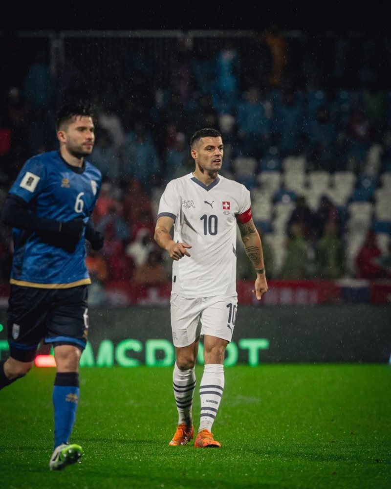 Granit Xhaka flet pasi u vërshëllye: Jam i befasuar, dhemb por më duhet të duroj Granit Xhaka flet pasi u vërshëllye: Jam i befasuar, dhemb por më duhet të duroj