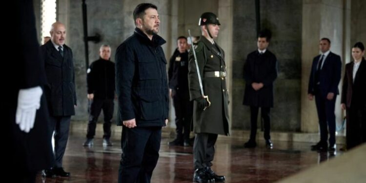 Fundi i luftës?! Reuters zbulon planin e SHBA-ve: Ukraina heq dorë nga disa territore Fundi i luftës?! Reuters zbulon planin e SHBA-ve: Ukraina heq dorë nga disa territore