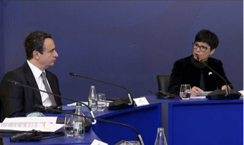 Rreth 900 mln eurot e BE-së, Marta Kos kritikon në sy Albin Kurtin Rreth 900 mln eurot e BE-së, Marta Kos kritikon në sy Albin Kurtin