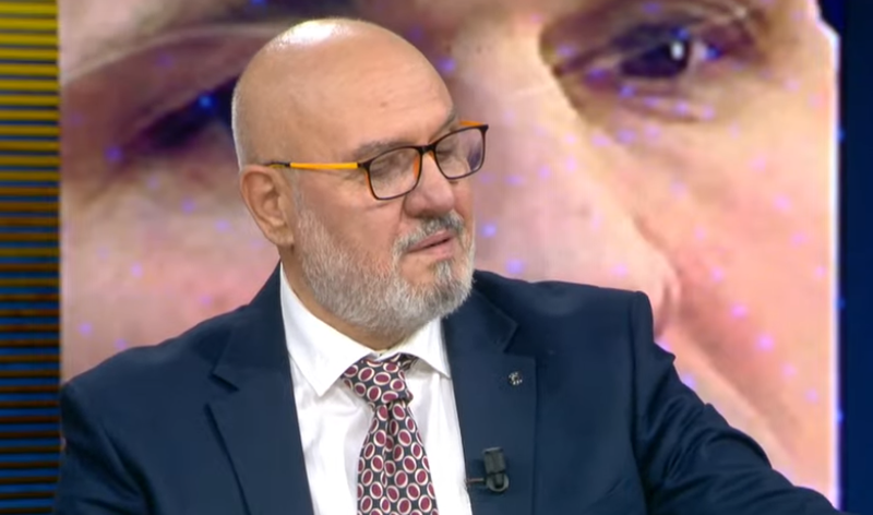 “Lëvizja e Metës, taktikë e Berishës për Bashën”/ 21 Janari, avokati: Një kopje të serverave e kanë amerikanët