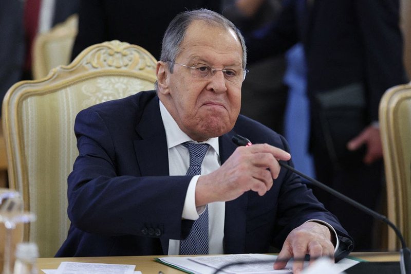 A po e largon Putin strategun e politikës së jashtme ruse Sergej Lavrov? Ja disa nga sinjalet!
