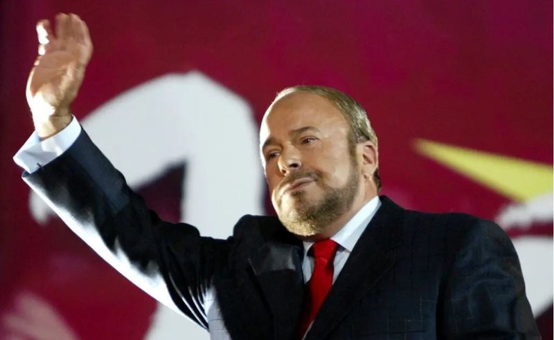 New York Times artikull për Fatos Nanon: Ish-kryeministri shqiptar, udhëheqës në epokën e kaosit dhe tranzicionit New York Times artikull për Fatos Nanon: Ish-kryeministri shqiptar, udhëheqës në epokën e kaosit dhe tranzicionit